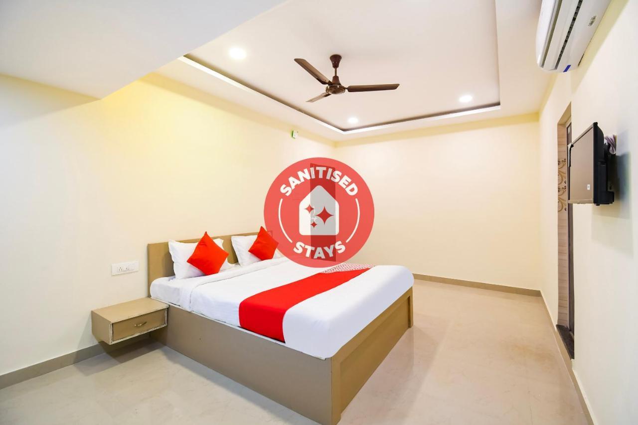 โอโย 45586 โฮเต็ล แอร์พอร์ต อินน์ Raipur  ภายนอก รูปภาพ