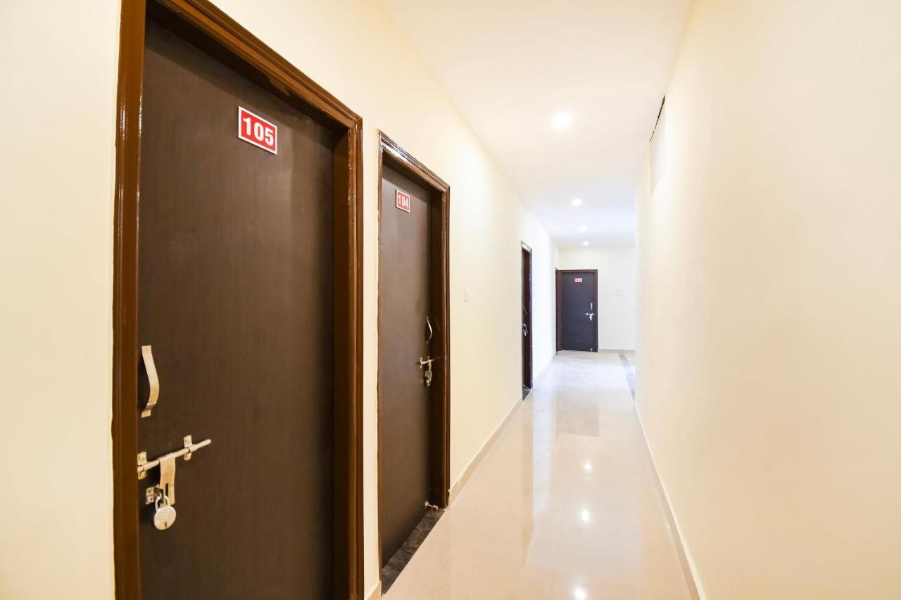 โอโย 45586 โฮเต็ล แอร์พอร์ต อินน์ Raipur  ภายนอก รูปภาพ